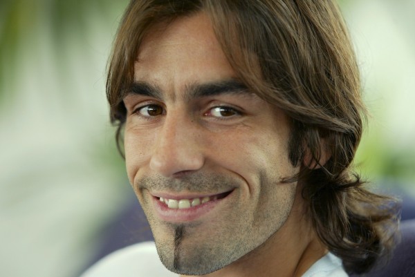 Robert PIRES